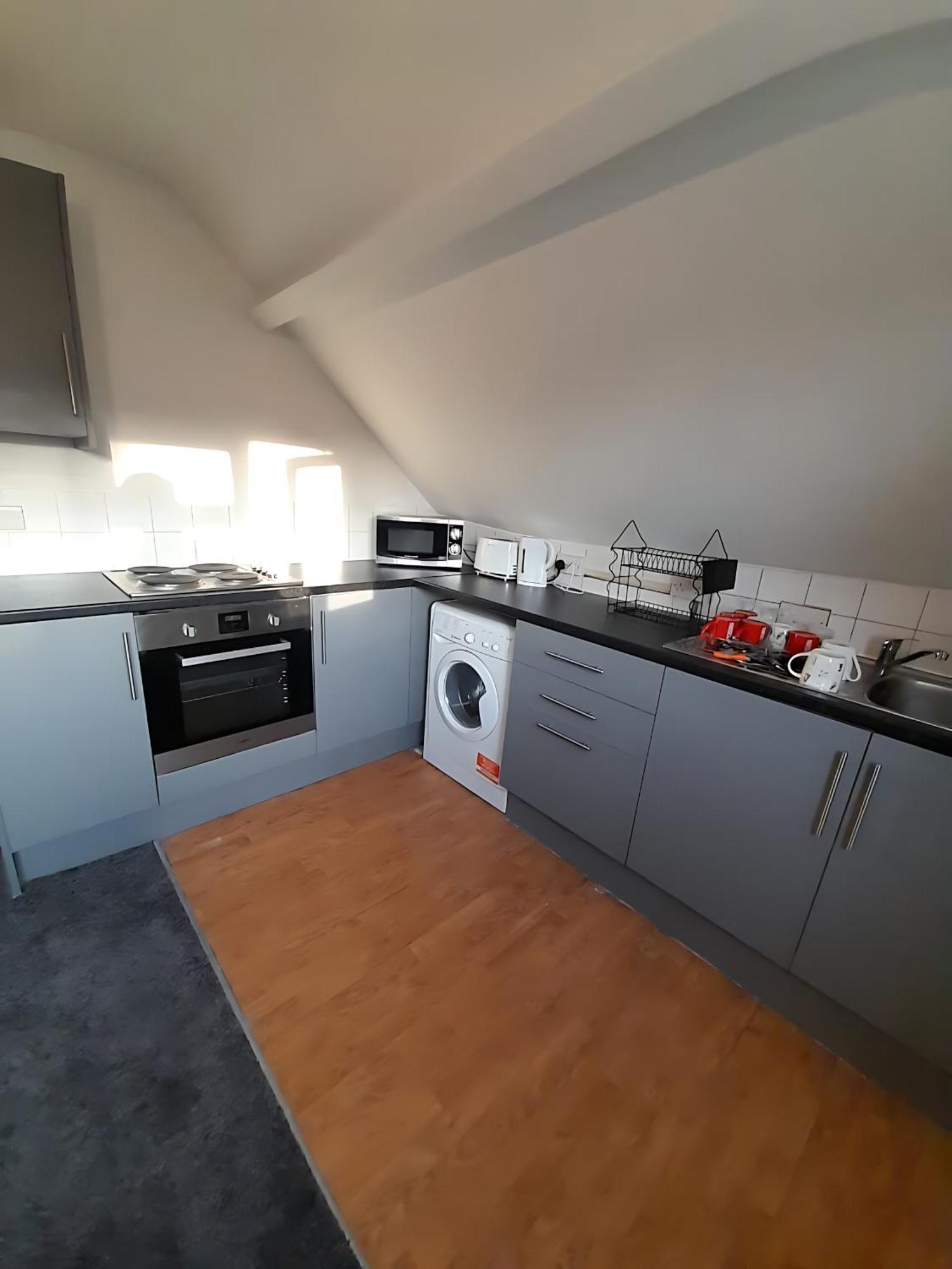Entire Victoria Park Cardiff Apartment With Free Street Parking Bus 17 And 18 Direct To Cardiff City Centre, Fast Free Wi-Fi Exterior foto